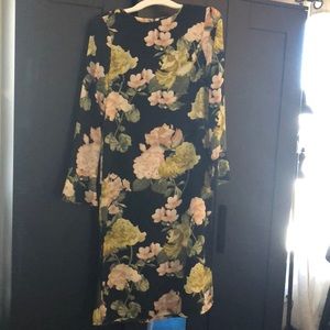 Long sleeves floral party dress